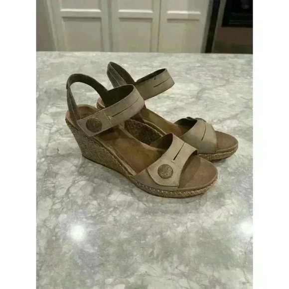 Cobb Hill Espadrille Womens Sandals Gray / Beige Wedge Sandals Size 9.5 - Picture 2 of 7